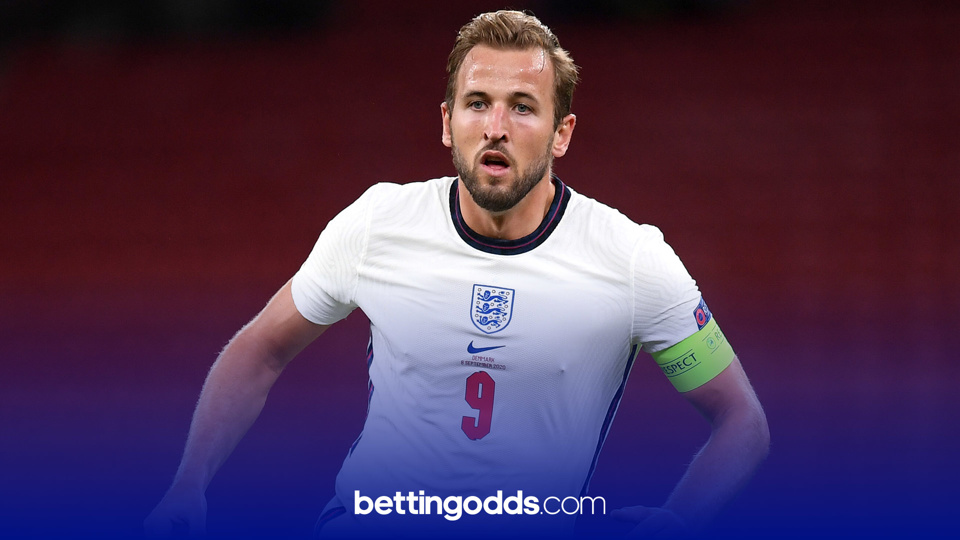 John Barnes believes that England striker Harry Kane will win the golden boot.