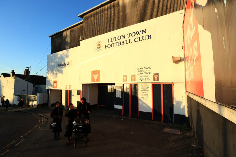 Luton vs. Blackpool: Two tips for the lunch-time Championship kick-off