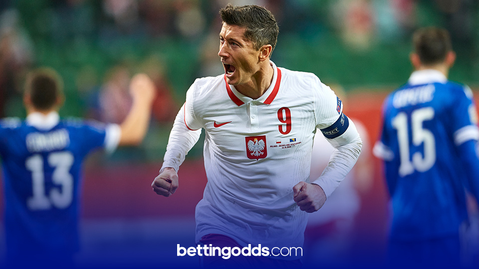 Sweden v Poland Tips: Robert Lewandowski features.