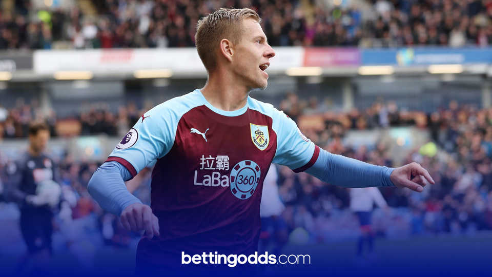 Cross Game Multi Tips: Back Vydra to test Henderson at Old Trafford