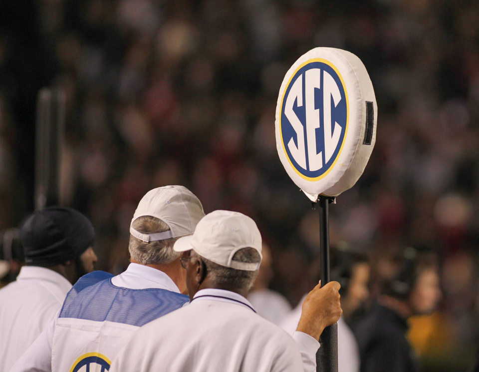 A big game in the SEC on Saturday as #8 Arkansas travel to #2 Georgia