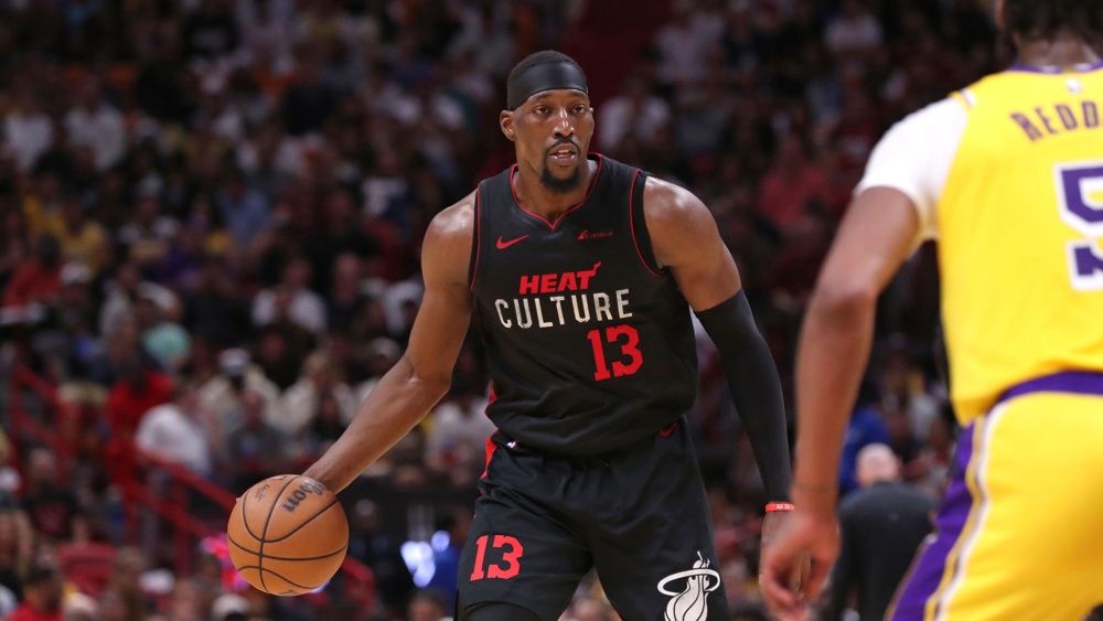 Miami Heat center Bam Adebayo drives against the Los Angeles Lakers during the first half at Kaseya Center on Monday, Nov. 6, 2023 in Miami. (John McCall/South Florida Sun Sentinel/TNS) - Image ID: 2T65TBF