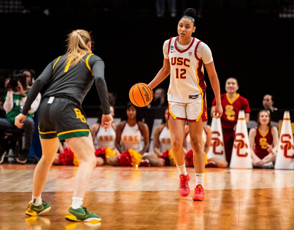 Portland, OR U.S. 30th Mar, 2024. A. USC guard JuJu Watkins (12)brings the ball up court during the NCAA Women's Basketball Regional Sweet 16 game 1 between Baylor Bears and the USC Trojans. USC beat Baylor 74-70 to advance to the Elite 8 at the Moda Center Portland, OR. Thurman James/CSM (Credit Image: © Thurman James/Cal Sport Media). Credit: csm/Alamy Live News - Image ID: 2WXGDM8