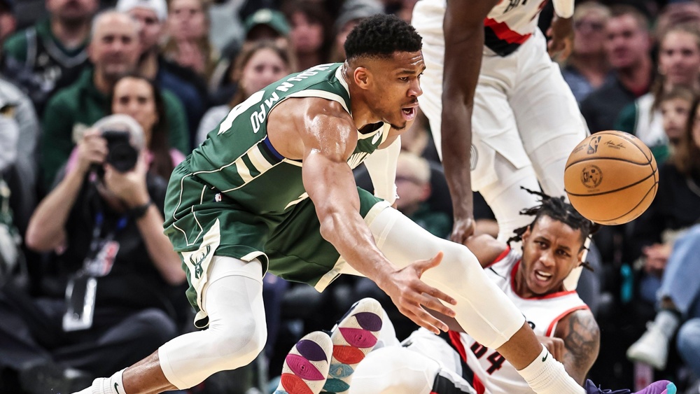 Giannis, LeBron, Same Game Parlay