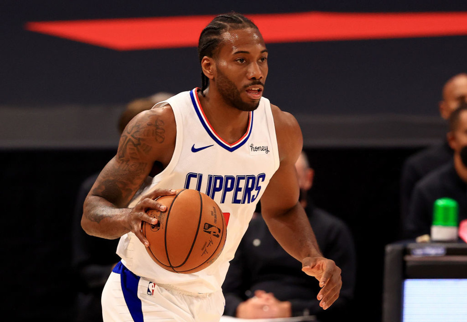 Can Kawhi Leonard lead his Clippers past the Hornets tonight?